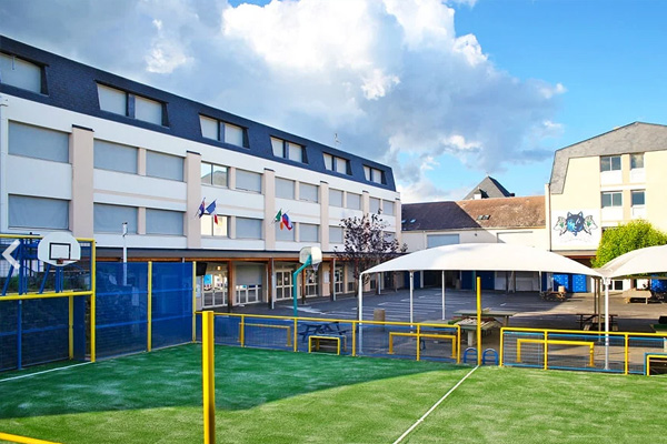 Internados en Francia con alojamiento en residencia