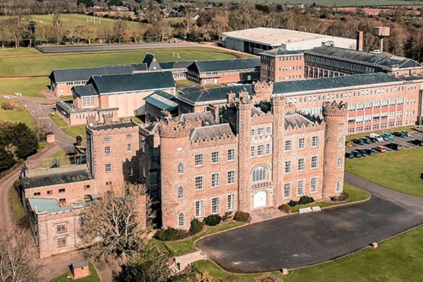 Colegios concertados en Irlanda con alojamiento en familia