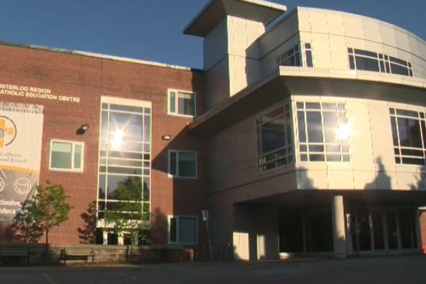 School District de Ontario Waterloo Catholic District School Board